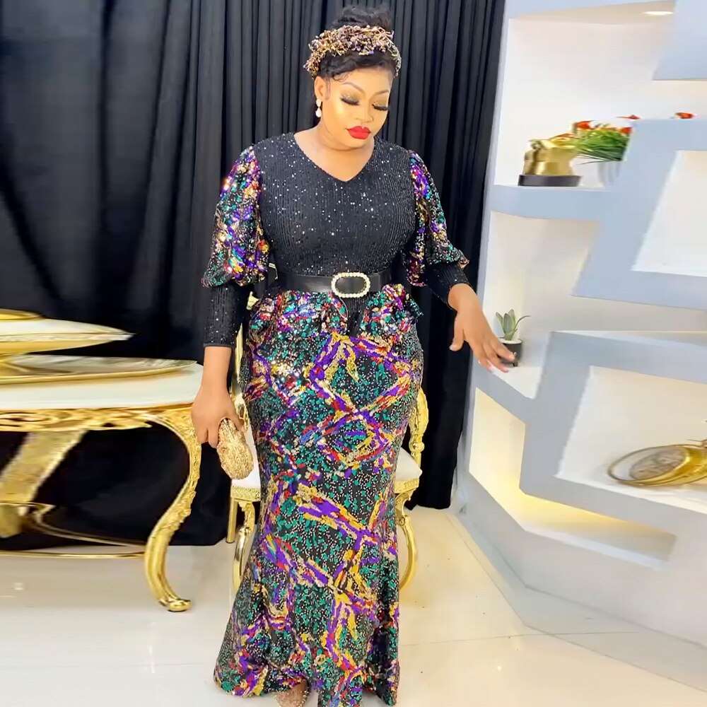 Make a statement: African Plus Size Evening Dresses Women - Flexi Africa - Flexi Africa offers Free Delivery Worldwide - Vibrant African traditional clothing showcasing bold prints and intricate designs